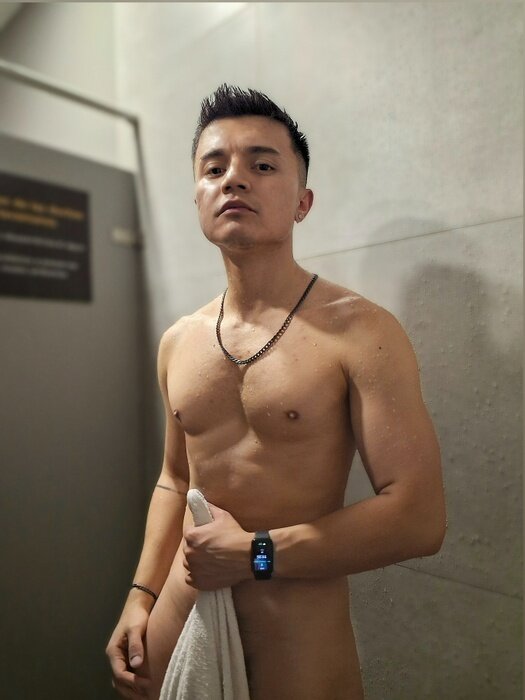 Andrewllobregat (@andrewllobregat), OnlyFans creator