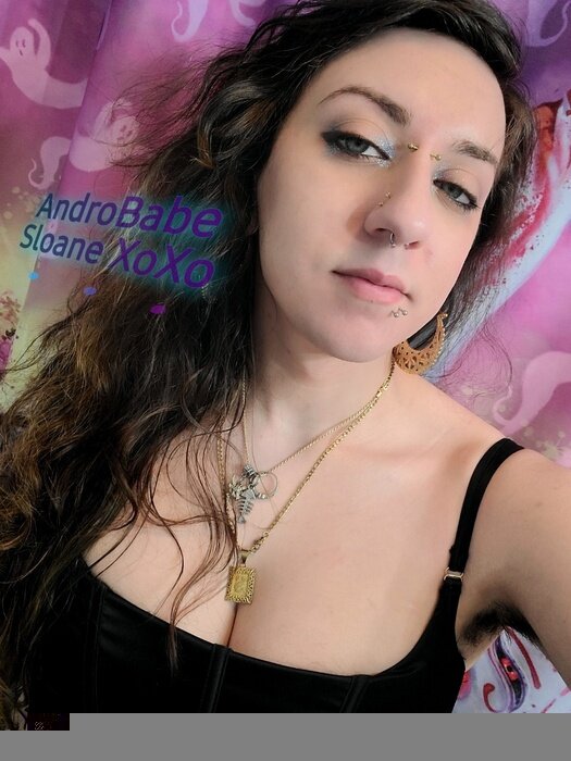 Androbabesloane (@androbabesloane), OnlyFans creator