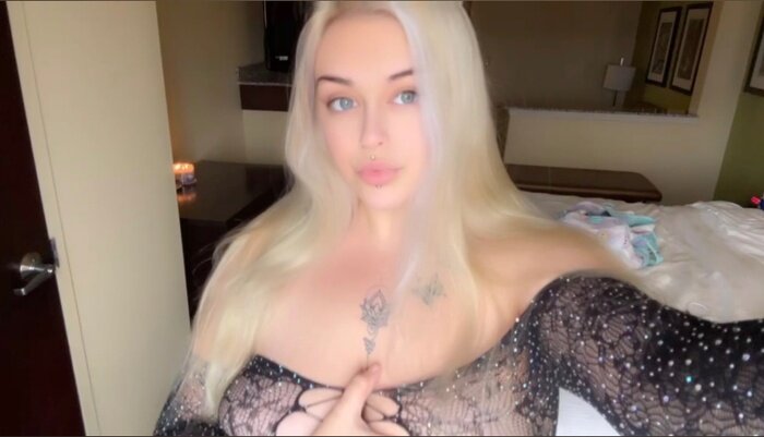 Angel45930 (@angel45930), OnlyFans creator