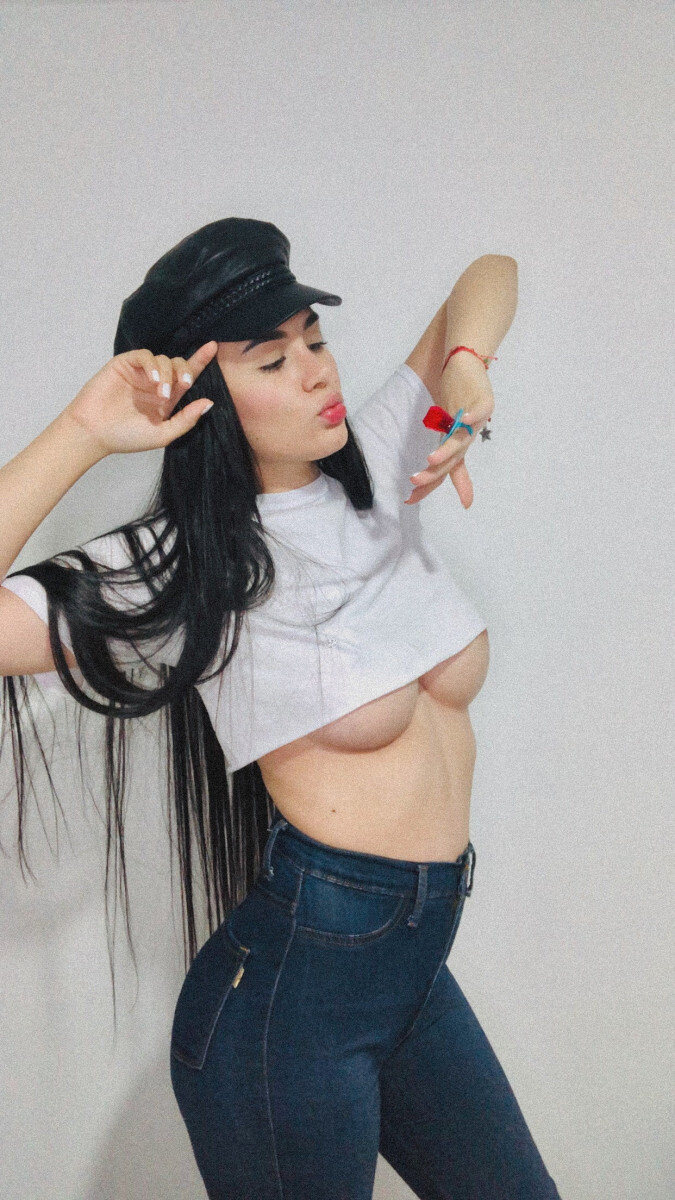 Angelloovee (@angel_loovee), OnlyFans creator