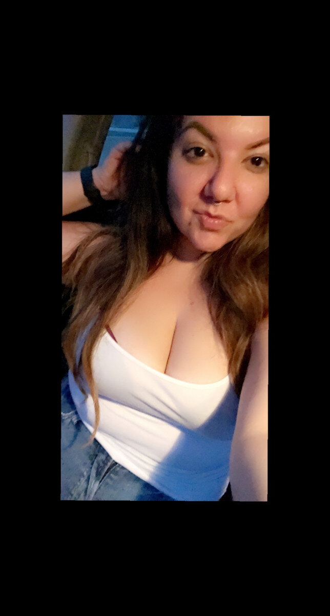 Angelamae1 (@angelamae1), OnlyFans creator