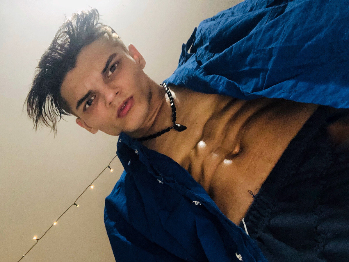 Angelfrank (@angelfrank), OnlyFans creator