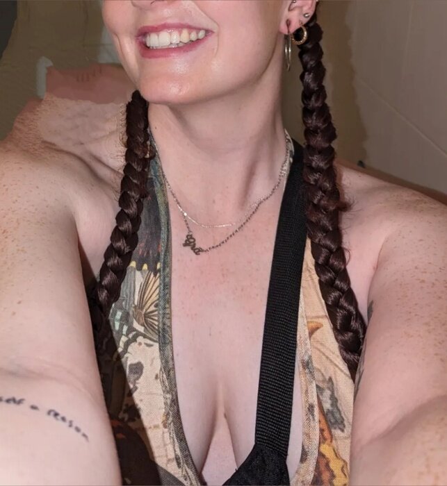 Angelhunny9 (@angelhunny9), OnlyFans creator