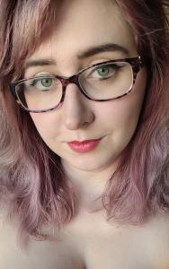 Angelicbluedoll (@angelicbluedoll), OnlyFans creator