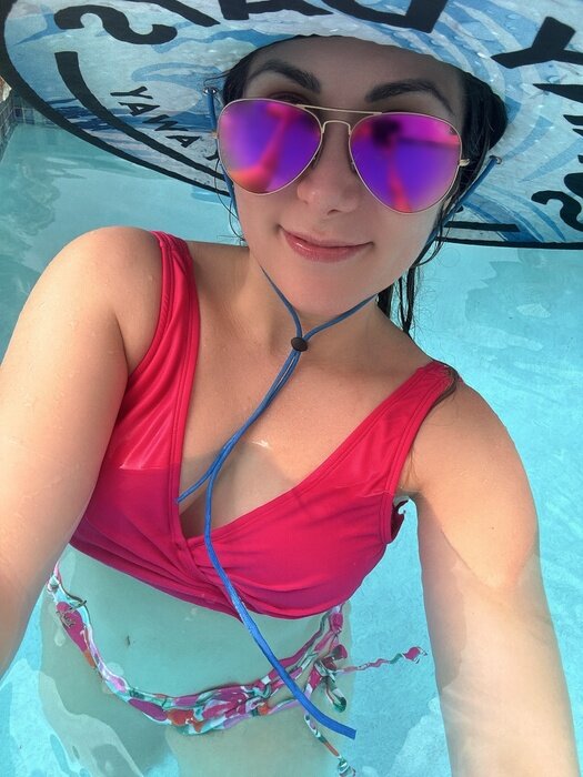 Angiemooremfc (@angiemooremfc), OnlyFans creator