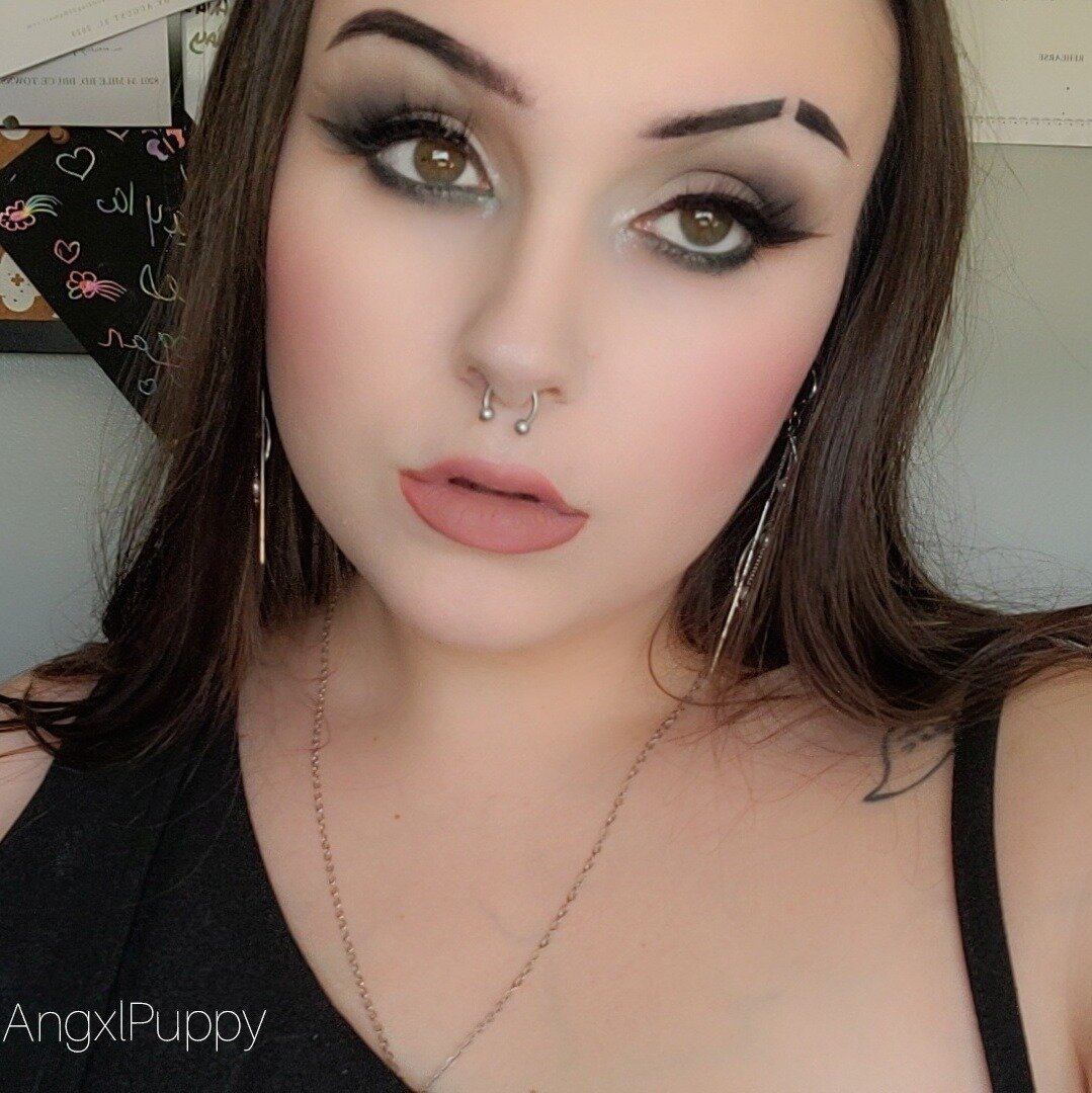 Angxlpuppy (@angxlpuppy), OnlyFans creator