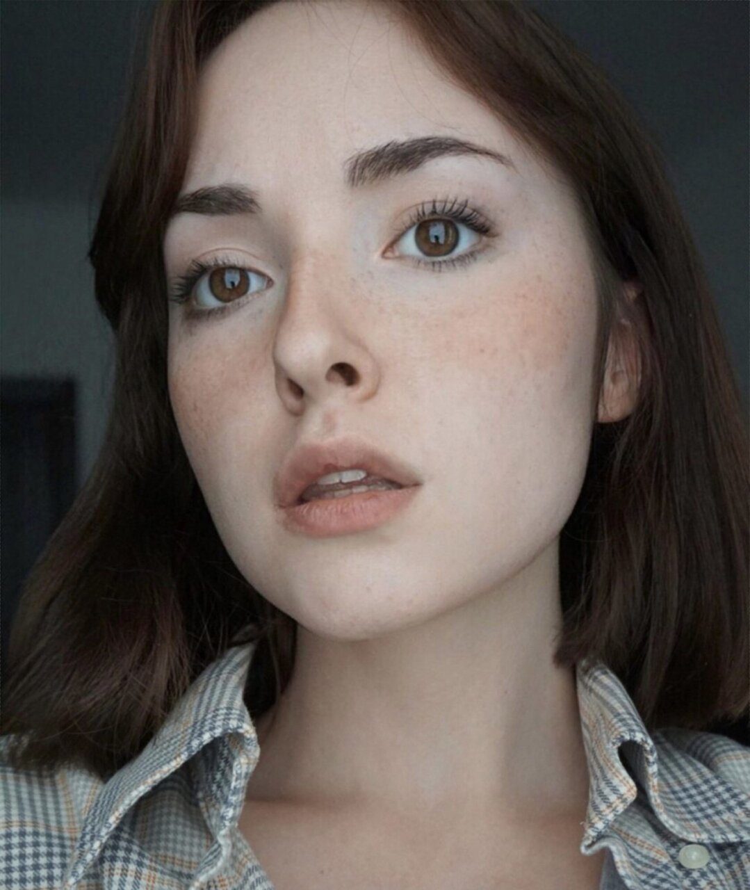 Anie (@anie_anarom), OnlyFans creator