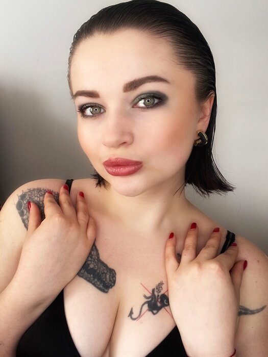 Annaplug (@anna_plug), OnlyFans creator