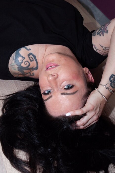 Annaleafree (@annaleafree), OnlyFans creator