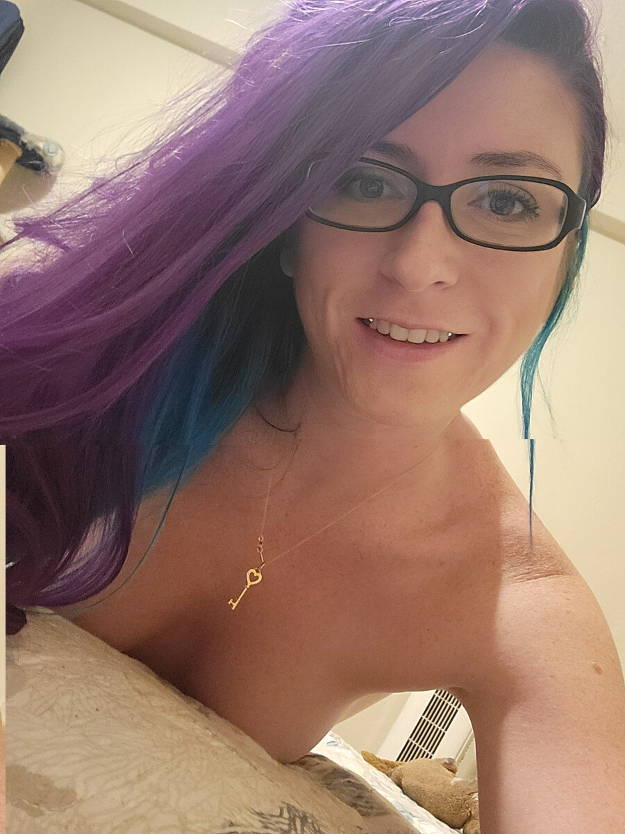 Annarmsworthy (@annarmsworthy), OnlyFans creator