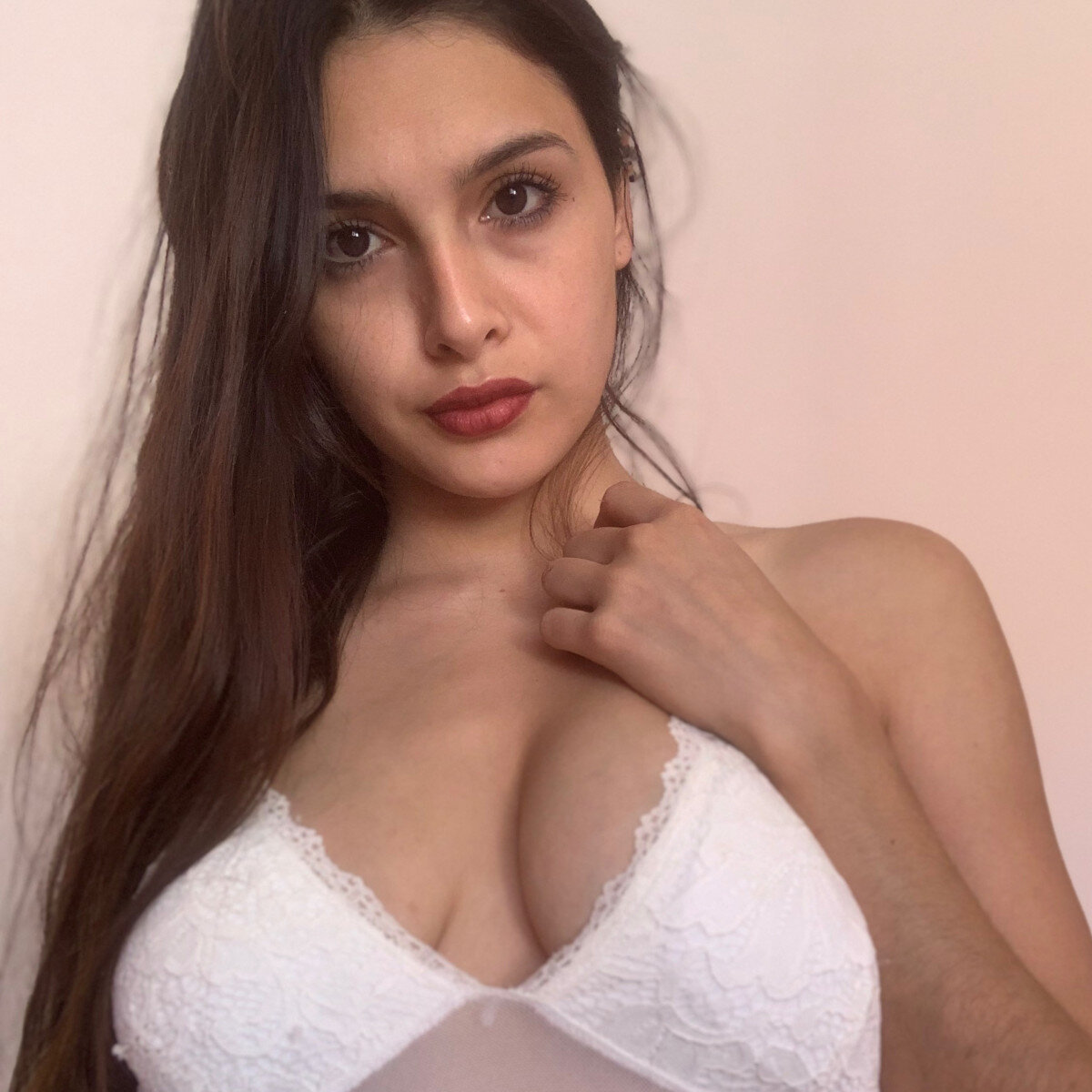 Anne28 (@anne_28), OnlyFans creator