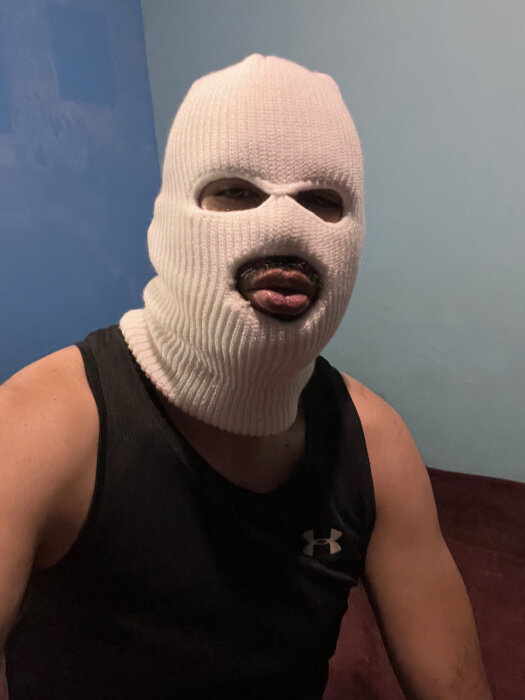 Anonymoussukr (@anonymous_sukr), OnlyFans creator