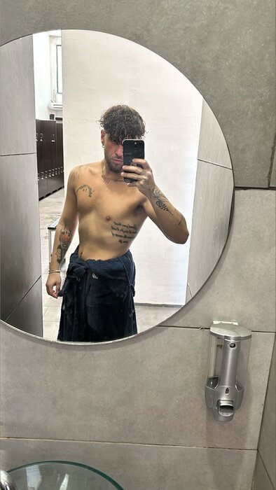 Antoniodura93 (@antoniodura93), OnlyFans creator