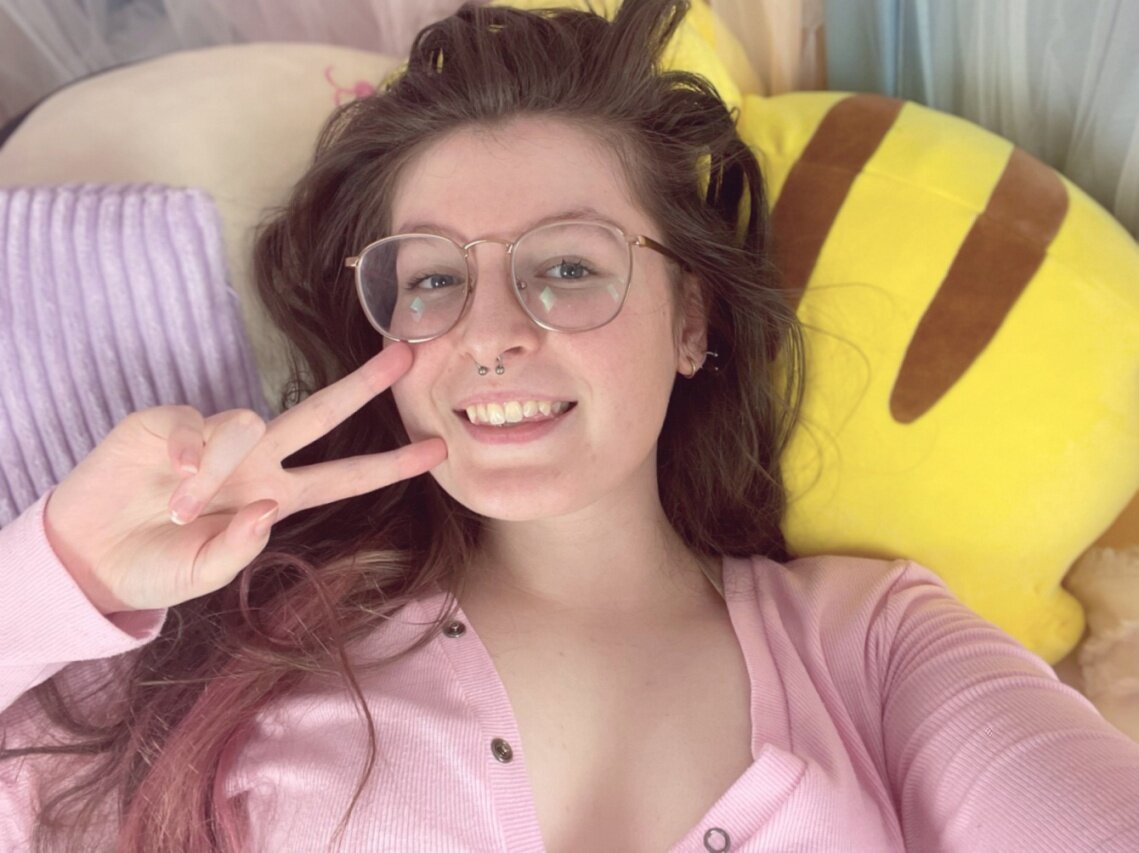 Anxiousprinc3ss (@anxiousprinc3ss), OnlyFans creator