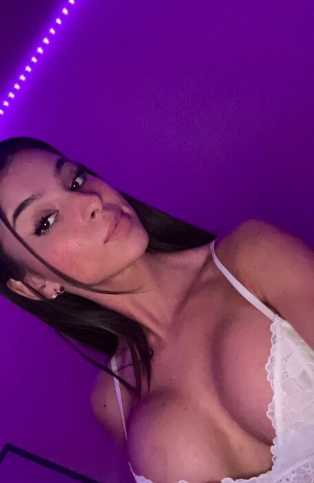 Anya (@anya.official), OnlyFans creator