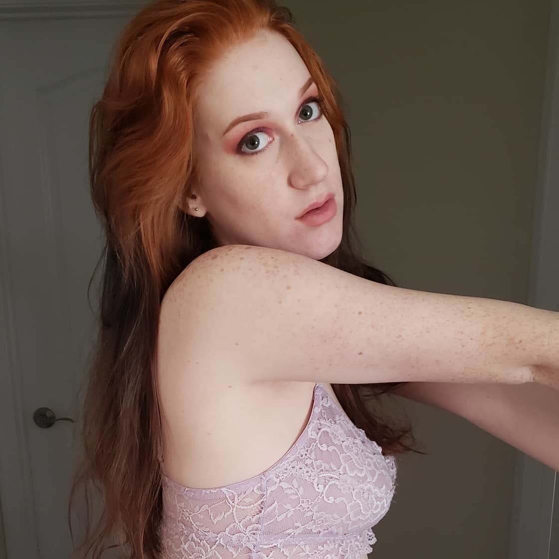 Anyaof (@anya_of), OnlyFans creator