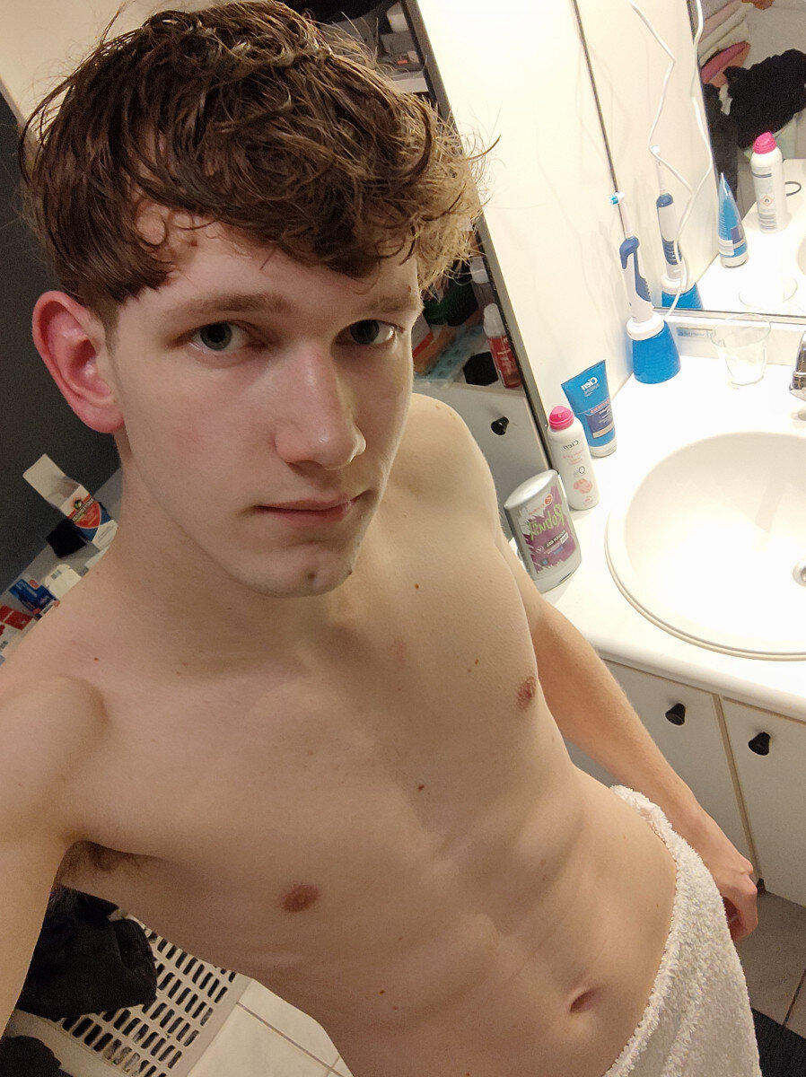 Anythingrow (@anythingrow), OnlyFans creator