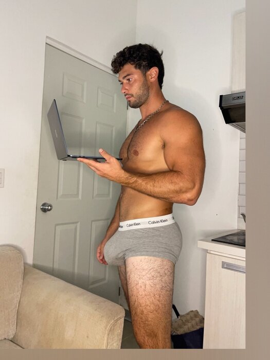 Apexlife (@apexlife), OnlyFans creator