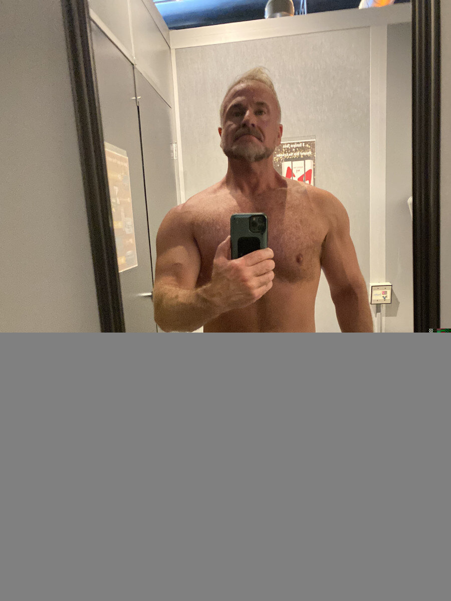 Apollo2336 (@apollo2336), OnlyFans creator