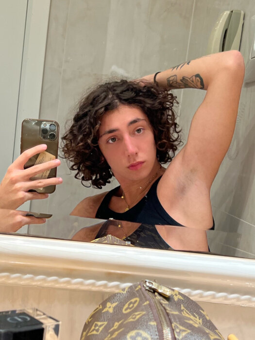 Apollotwink (@apollo_twink), OnlyFans creator