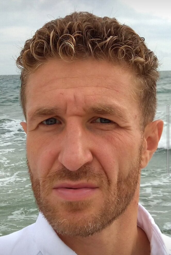 Apollobest (@apollobest), OnlyFans creator