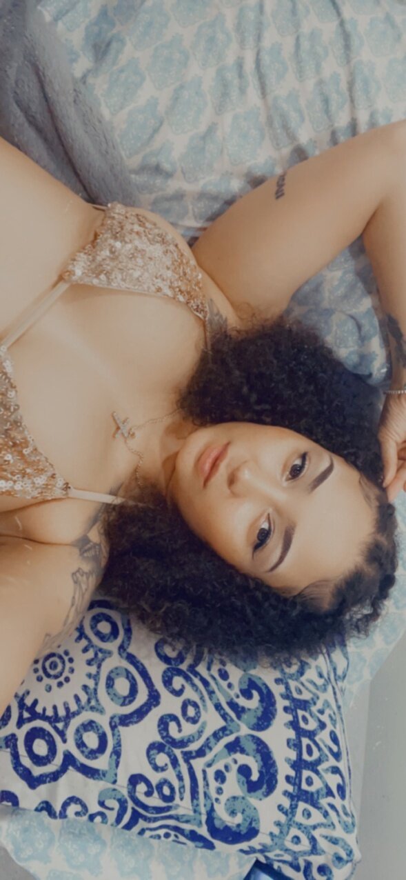 Applezzbabyy (@applezzbabyy), OnlyFans creator