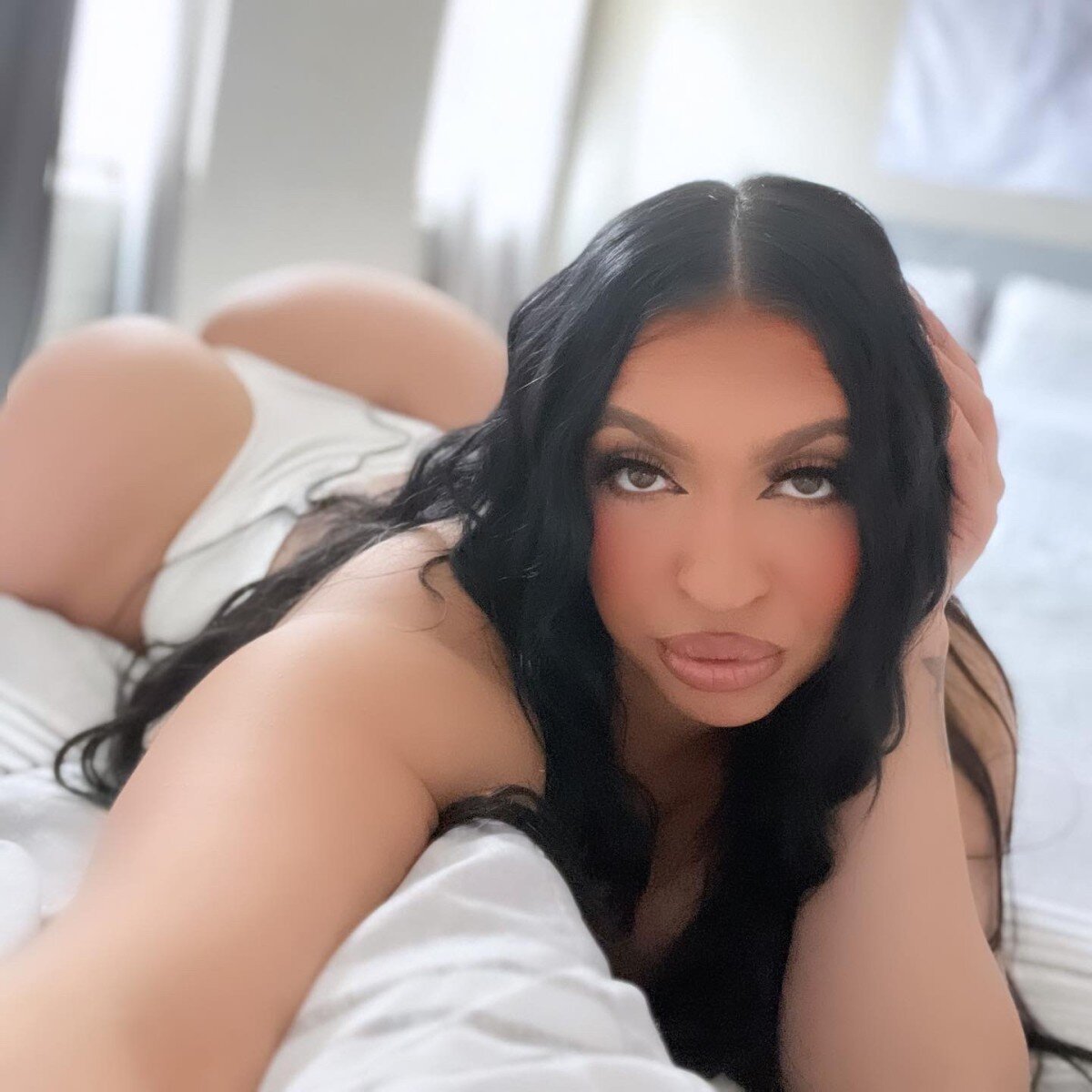 Arabiiandoll (@arabiian_doll), OnlyFans creator