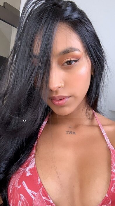 Ariadna (@ariadna9), OnlyFans creator