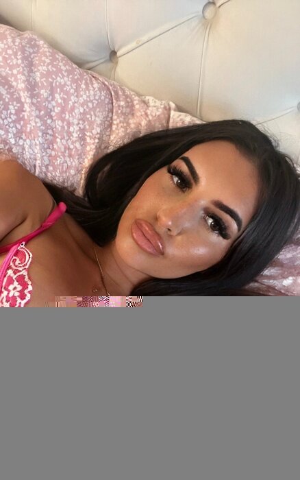 Arianadxxx (@arianadxxx), OnlyFans creator