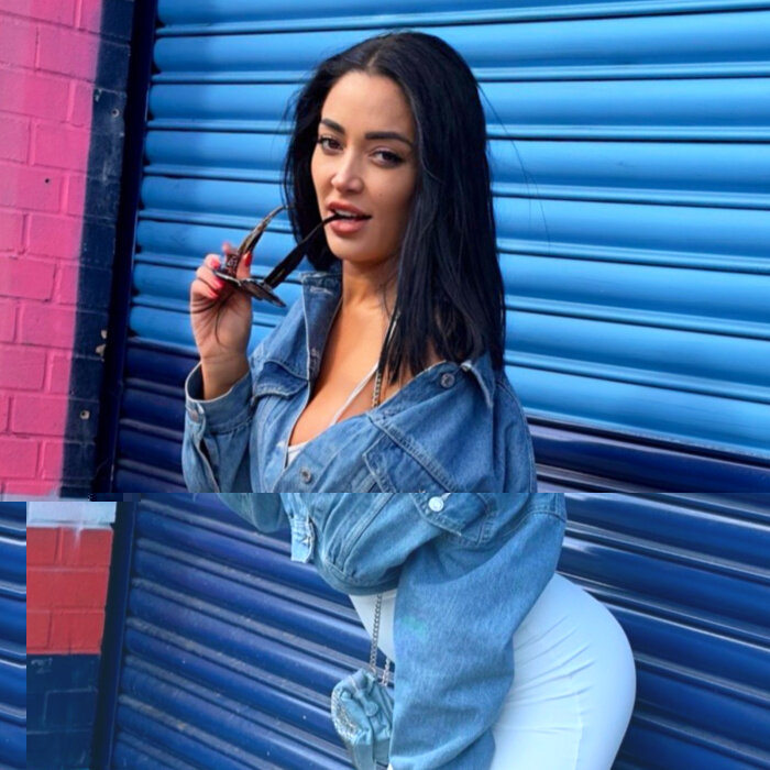 Arianasils11 (@arianasils11), OnlyFans creator