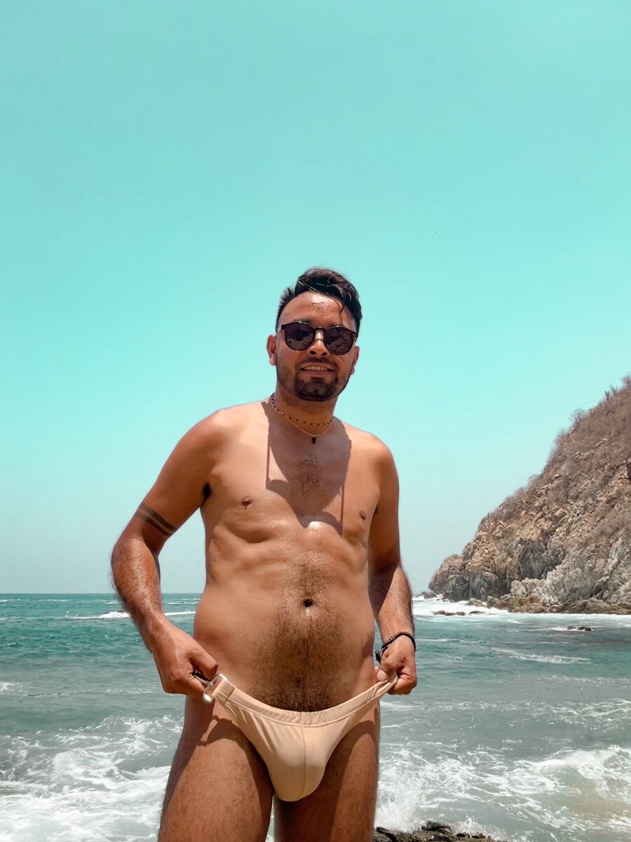 Arielbhot (@arielbhot), OnlyFans creator