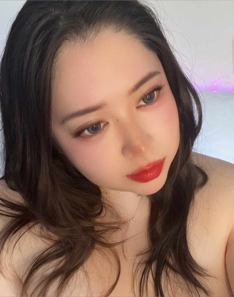Ariiroom (@ariiroom), OnlyFans creator