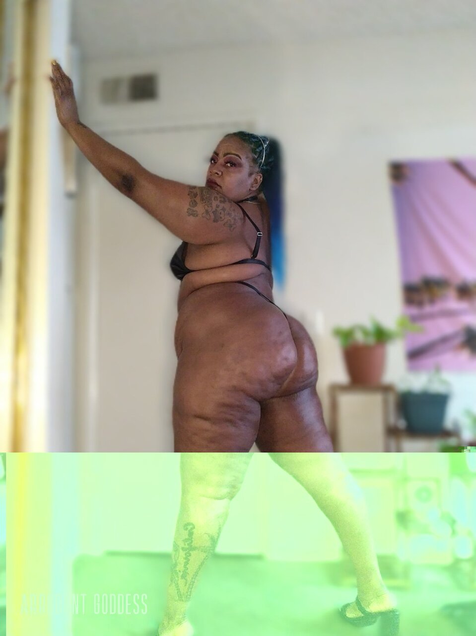 Arrogantgoddessfree (@arrogantgoddessfree), OnlyFans creator