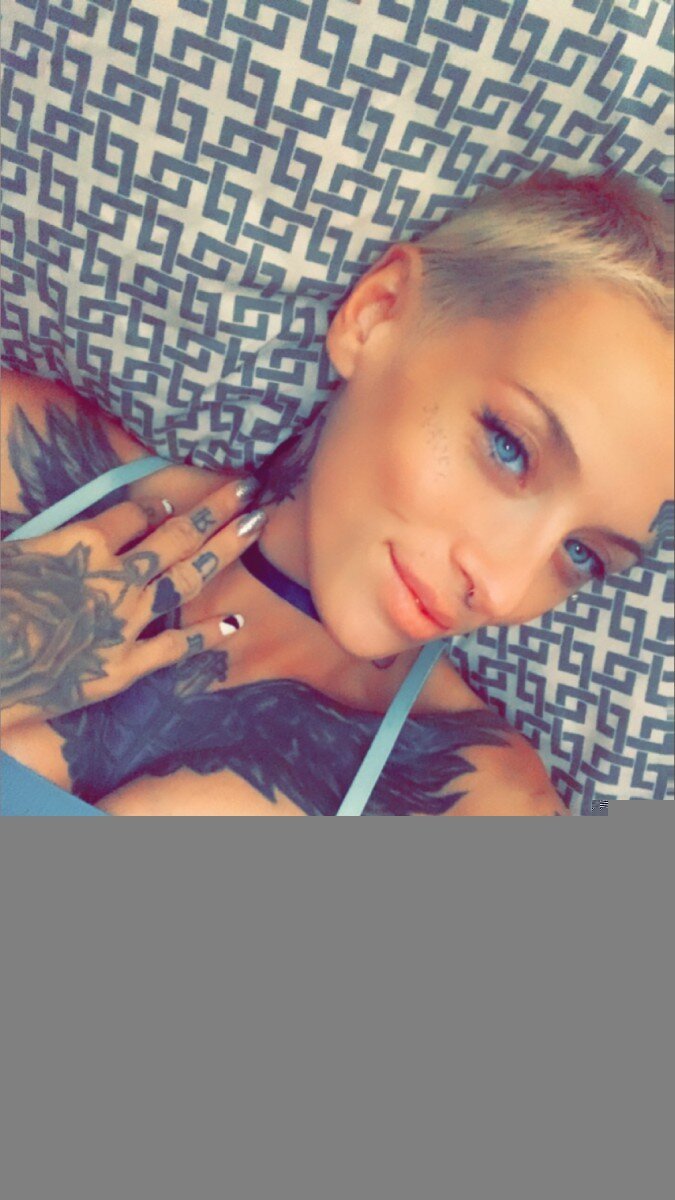 Arya (@arya-skyfreesubpaidcont), OnlyFans creator