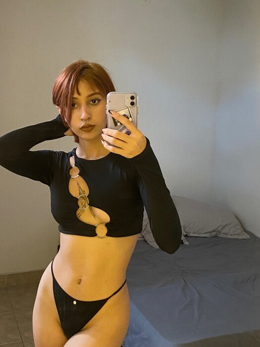 Aryababy (@aryababy), OnlyFans creator