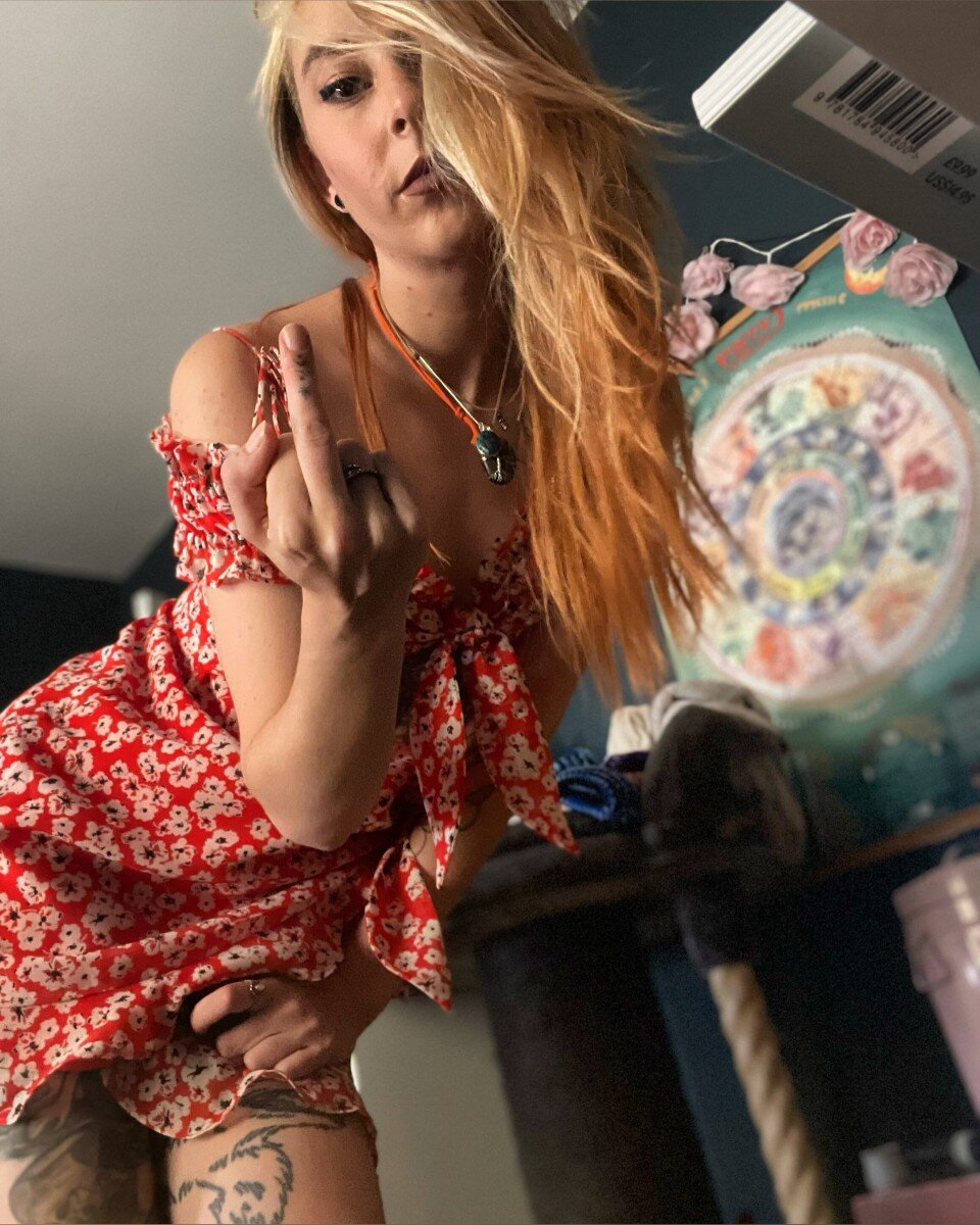 Ashena (@ashena), OnlyFans creator