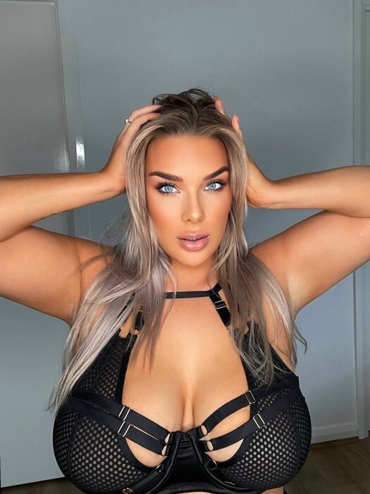 Ashleemichellex (@ashleemichellex), OnlyFans creator