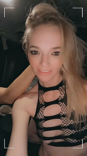 Ashxoxoxoxoo (@ashxoxoxoxoo), OnlyFans creator