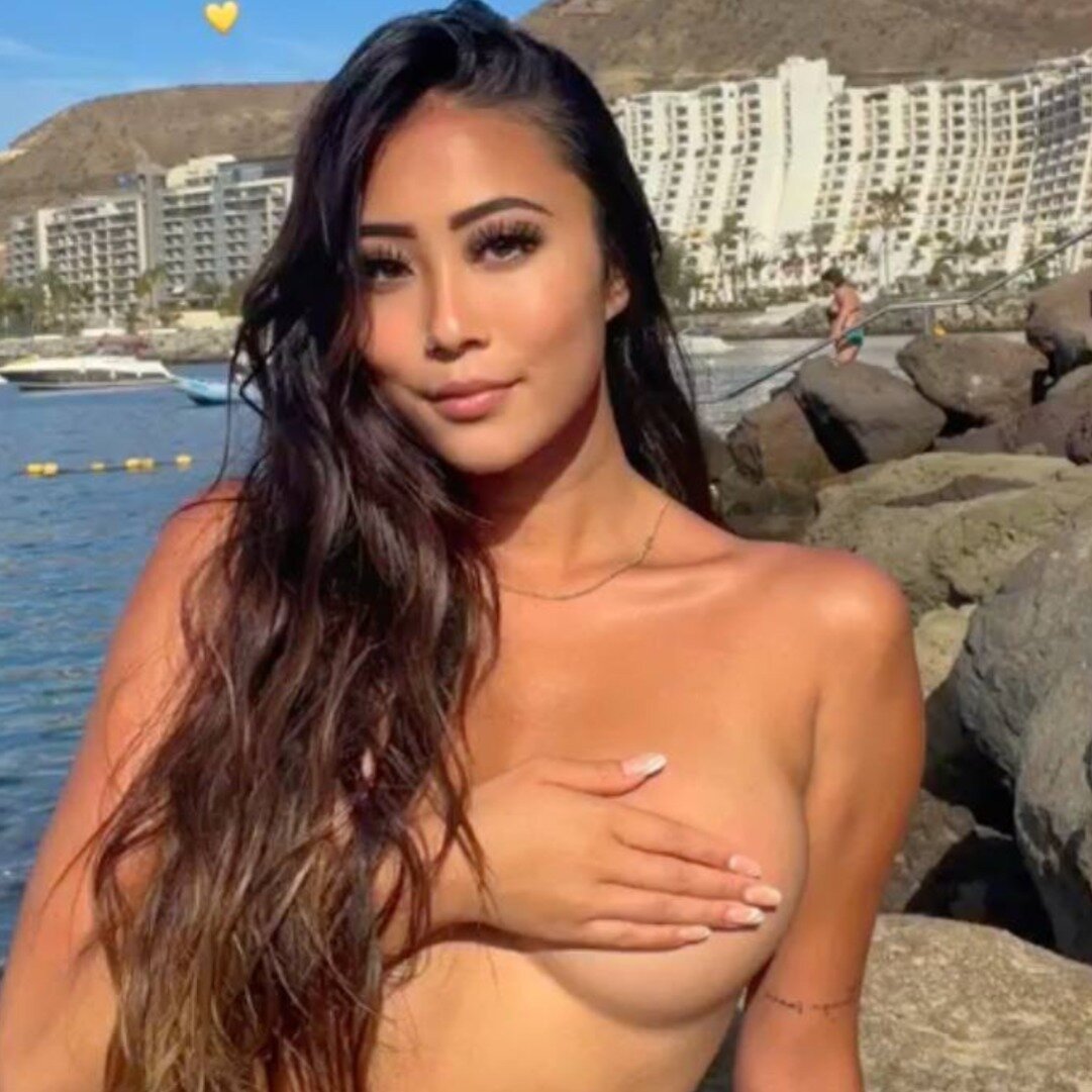 Asianmia (@asian-mia), OnlyFans creator