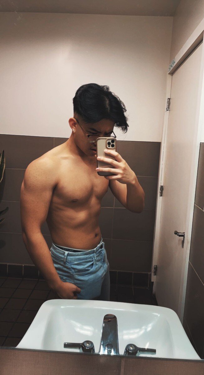 Asianbbyboi (@asianbbyboi), OnlyFans creator