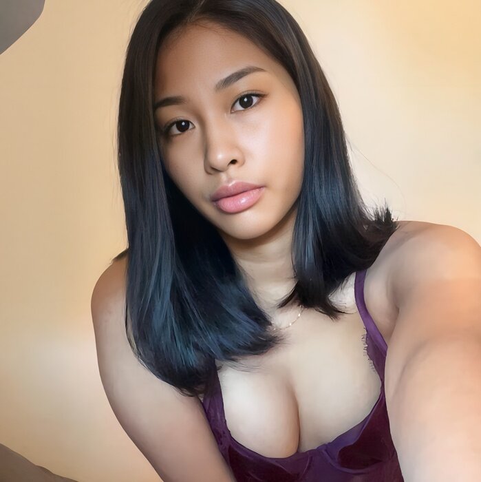 Asianbvnny234 (@asianbvnny234), OnlyFans creator