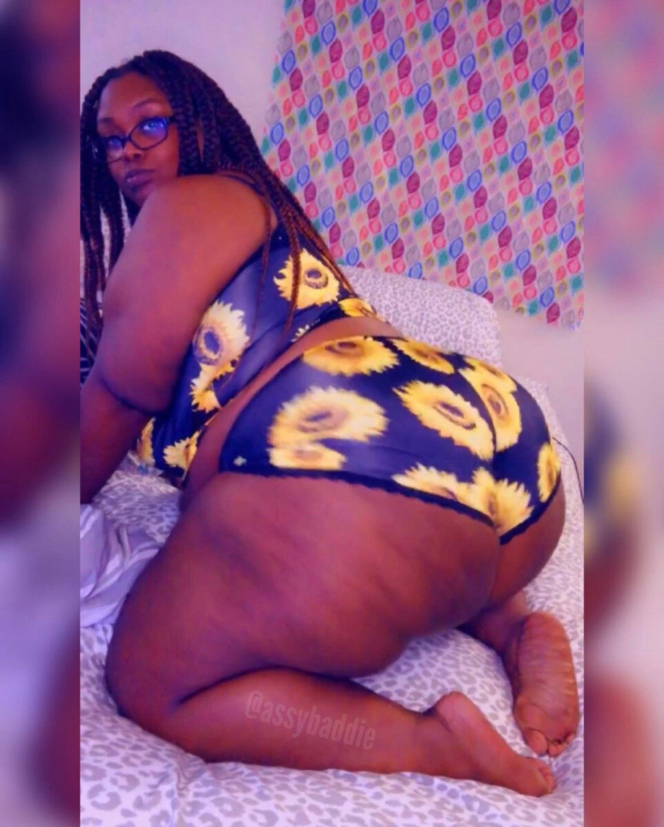 Assybaddie (@assybaddie), OnlyFans creator