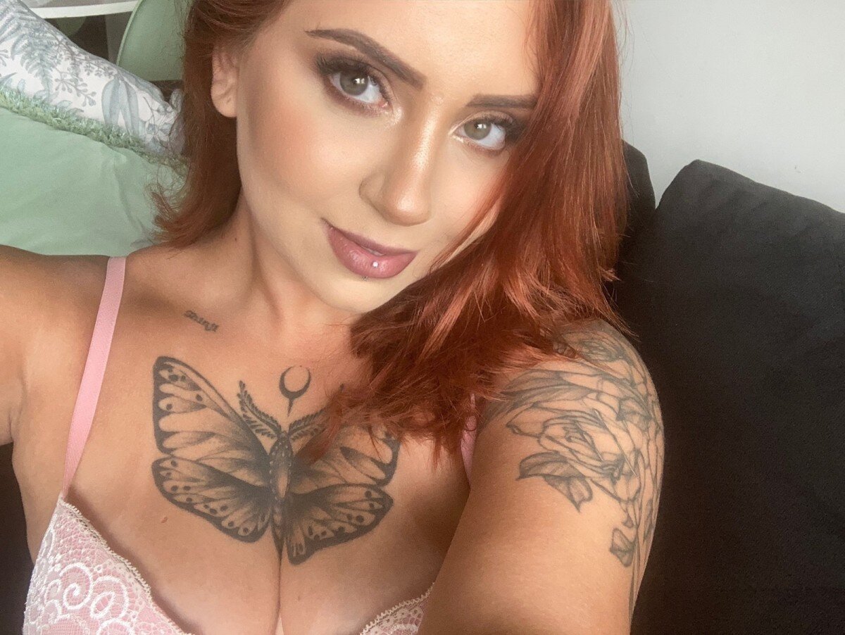 Astridroux (@astridroux), OnlyFans creator