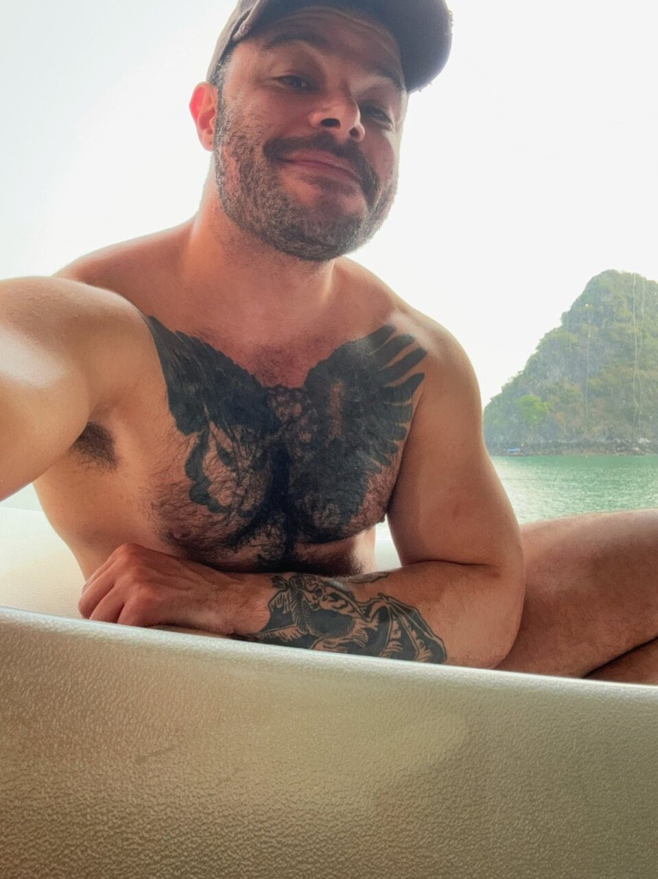 Atomants (@atomants), OnlyFans creator