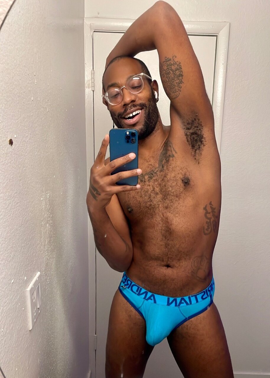 Augustalexanderxxx (@augustalexanderxxx), OnlyFans creator