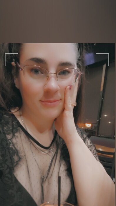 Aurorarose28 (@aurora_rose28), OnlyFans creator