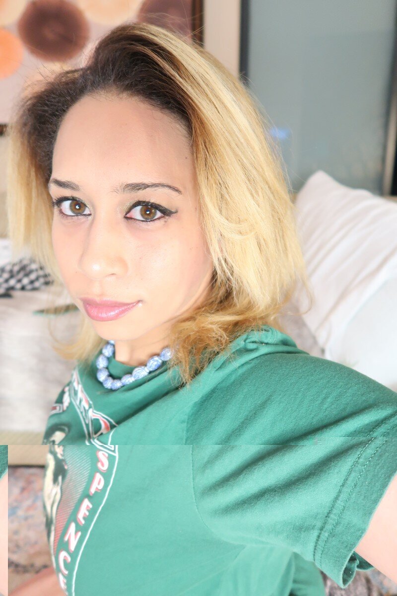 Auroramoonbeam (@auroramoonbeam), OnlyFans creator