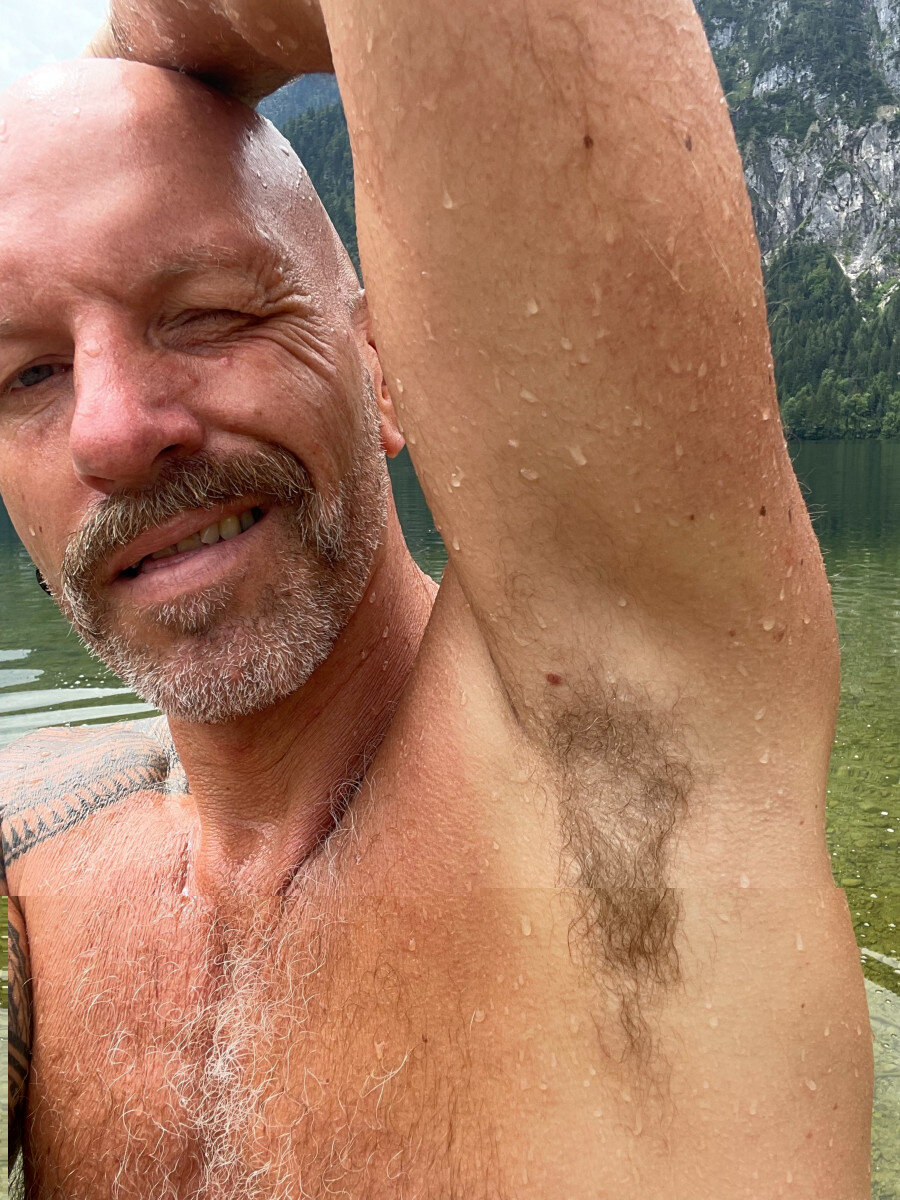 Austrianbarber (@austrianbarber), OnlyFans creator