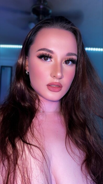 Autumndanielle18 (@autumndanielle18), OnlyFans creator