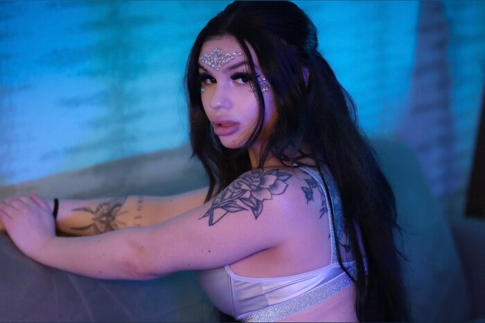 Autumnflowersxxx (@autumnflowersxxx), OnlyFans creator